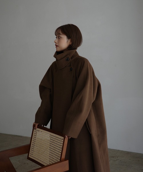 INTER FACTORY（インターファクトリー）の「mayu - スタンドカラーコクーンスリーブロングコート made in INTER FACTORY（その他アウター・レディース・ブラック/ブラウン・MEDIUM/SMALL）」の4枚目の写真