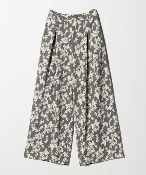 A DAY IN THE LIFE UNITED ARROWS（アデイインザライフユナイテッドアローズ）の「パウダリー タックワイドパンツ ＜A DAY IN THE LIFE＞（その他パンツ・レディース・コバルトブルー/その他1・S/M）」の2枚目の写真
