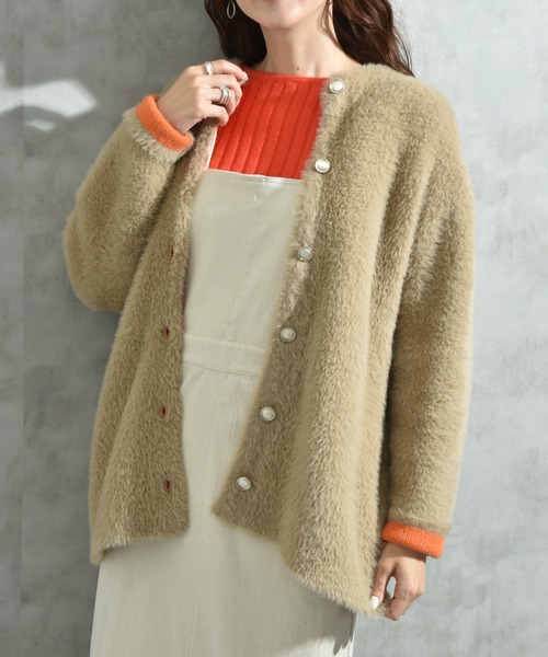 INTERPLANET(インタープラネット)の「配色シャギーニットコート(その他アウター・レディース・ベージュ/チャコールグレー/オフホワイト・FREE)」の3枚目の写真
