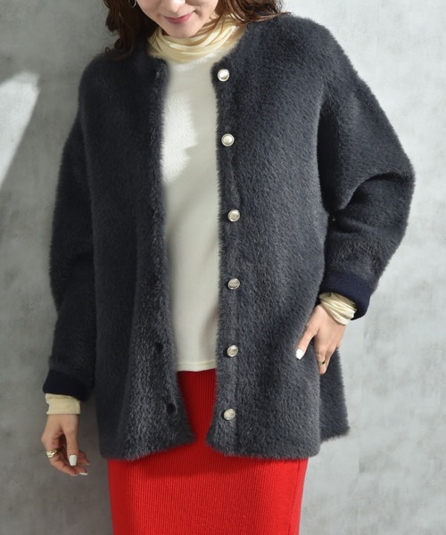 INTERPLANET(インタープラネット)の「配色シャギーニットコート(その他アウター・レディース・ベージュ/チャコールグレー/オフホワイト・FREE)」の2枚目の写真