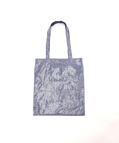 Spick & Span(スピックアンドスパン)の「《一部店舗+WEB限定》Uhr/ウーア SPANGLE CHECK TOTE(トートバッグ・レディース・アイボリー/ブルー・FREE)」の7枚目の写真