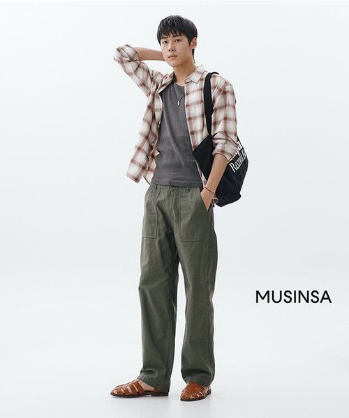 MUSINSA STANDARD（ムシンサスタンダード）の「ピグメントタンクトップ [チャコールグレー]（Tシャツ/カットソー・メンズ・その他・SMALL/XXX-LARGE）」の2枚目の写真