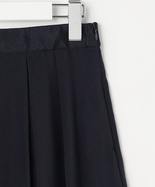 ANY SIS(エニィスィス)の「シャイニータック スカート(スカート・レディース・ネイビー系/ベージュ系・X-LARGE)」の10枚目の写真