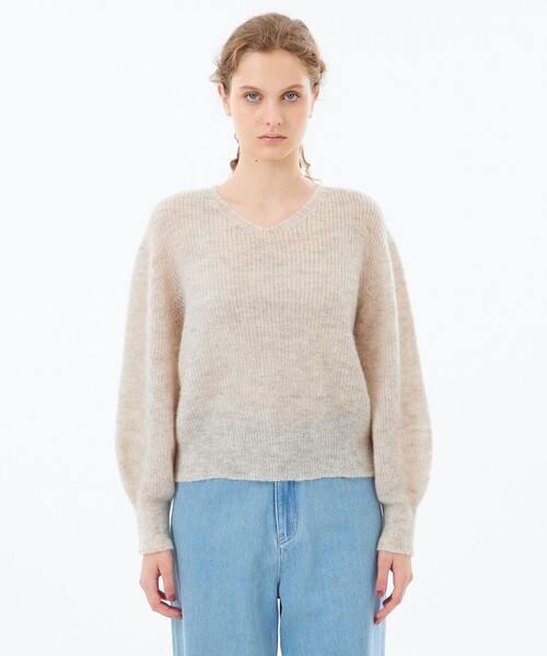 MACKINTOSH PHILOSOPHY(マッキントッシュ フィロソフィー)の「【WEB&一部店舗限定】モヘヤミックスVネックニット(ニット/セーター・レディース・ベージュ/グリーン・38)」の8枚目の写真