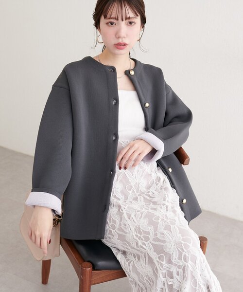 natural couture（ナチュラルクチュール）の「配色プレーティングポリニットカーデ（カーディガン/ボレロ・レディース・ベージュ/ネイビー/オフホワイト/チャコールグレー/サックスブルー・FREE）」の6枚目の写真