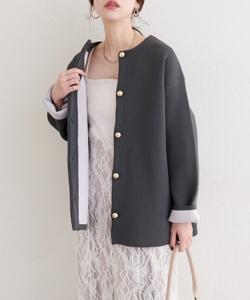 natural couture（ナチュラルクチュール）の「配色プレーティングポリニットカーデ（カーディガン/ボレロ・レディース・ベージュ/ネイビー/オフホワイト/チャコールグレー/サックスブルー・FREE）」の8枚目の写真