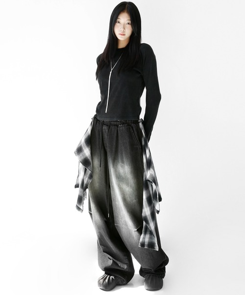 minsobi（ミンソビ）の「ドッキングレイヤードチェックパンツ（デニムパンツ・メンズ・ブラック・FREE）」の6枚目の写真