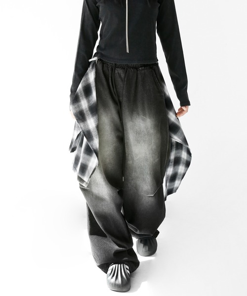 minsobi（ミンソビ）の「ドッキングレイヤードチェックパンツ（デニムパンツ・メンズ・ブラック・FREE）」の16枚目の写真