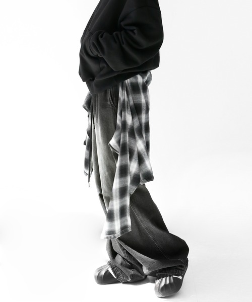 minsobi（ミンソビ）の「ドッキングレイヤードチェックパンツ（デニムパンツ・メンズ・ブラック・FREE）」の20枚目の写真