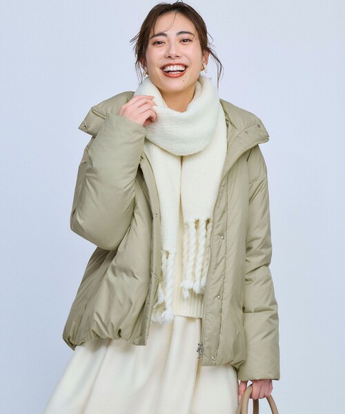 23区 S(ニジュウサンクチイサイサイズ)の「【WEB&一部店舗限定】ステッチレス フーデット ダウン(ダウンジャケット/コート・レディース・グレー系/アイボリー系/ブラック系/ベージュ系/ライトグレー系・32)」の3枚目の写真