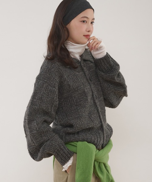 MUHET（ミュエータ）の「glitter knit shirt cardigan / グリッターニットシャツカーディガン（カーディガン/ボレロ・レディース・チャコールグレー/ブラウン・FREE）」の21枚目の写真