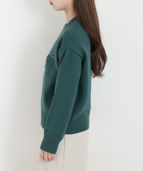 EGLANTINE(エグランティーヌ)の「EGLANTINE ロゴ加工ニット(ニット/セーター・レディース・オフホワイト/ブラック/グリーン・40)」の4枚目の写真
