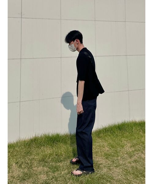 HAH ARCHIVE(ハーアーカイブ)の「Round Stitch Crossbody Bag M (Black Edition)(メッセンジャーバッグ・レディース・その他・FREE)」の3枚目の写真