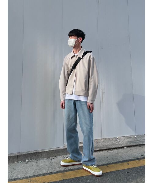 HAH ARCHIVE(ハーアーカイブ)の「Round Stitch Crossbody Bag M (Black Edition)(メッセンジャーバッグ・レディース・その他・FREE)」の4枚目の写真