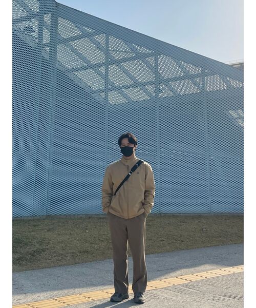 HAH ARCHIVE(ハーアーカイブ)の「Round Stitch Crossbody Bag M (Black Edition)(メッセンジャーバッグ・レディース・その他・FREE)」の7枚目の写真