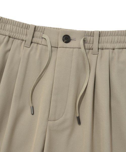 COVERNAT（カバーナット）の「スラックス裏起毛スリムテーパードパンツベージュ（スラックス・レディース・その他・MEDIUM/LARGE/SMALL/X-LARGE）」の3枚目の写真