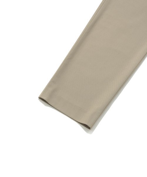 COVERNAT（カバーナット）の「スラックス裏起毛スリムテーパードパンツベージュ（スラックス・レディース・その他・MEDIUM/LARGE/SMALL/X-LARGE）」の8枚目の写真
