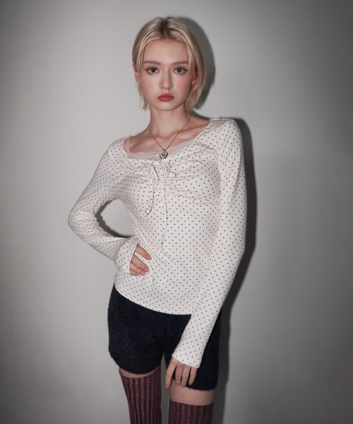 IMARI(イマリ)の「【 IMARI / イマリ 】 シャーリング リボン ドット ロンT #(Tシャツ/カットソー・レディース・ホワイト/ブラック/ホワイト系その他・FREE)」の4枚目の写真
