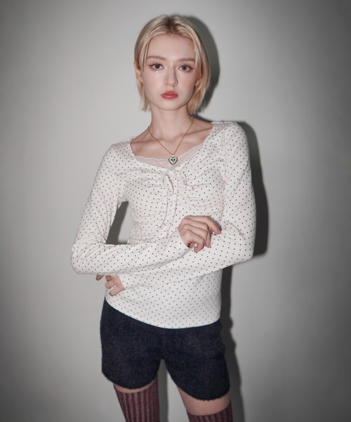 IMARI(イマリ)の「【 IMARI / イマリ 】 シャーリング リボン ドット ロンT #(Tシャツ/カットソー・レディース・ホワイト/ブラック/ホワイト系その他・FREE)」の5枚目の写真