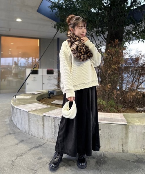 ikka(イッカ)の「【お得だ値】フクレ幾何ジャガードプルオーバー(Tシャツ/カットソー・レディース・チャコール/アイボリー/サックスブルー/ブラウン系その他・M/L/S)」の12枚目の写真