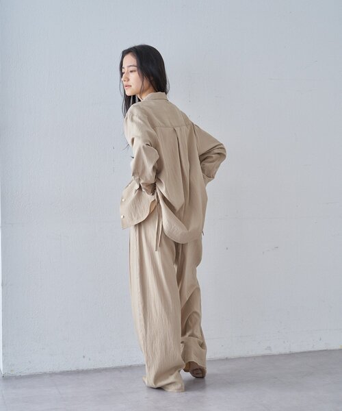 SHENERY（シーナリー）の「オープンカラーシャツ（シャツ/ブラウス・レディース・ベージュ/アイボリー/ブラック・FREE）」の21枚目の写真