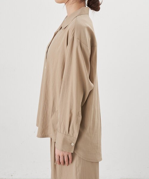 SHENERY（シーナリー）の「オープンカラーシャツ（シャツ/ブラウス・レディース・ベージュ/アイボリー/ブラック・FREE）」の11枚目の写真