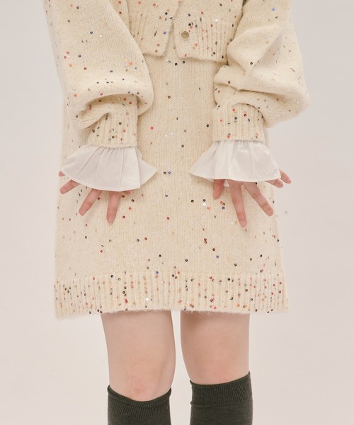 loin nuit(ロワンニュイ)の「spangle knit set up / スパンコールニットセットアップ(セットアップ・レディース・アイボリー/ブラック/グレー/ブルー・FREE)」の12枚目の写真