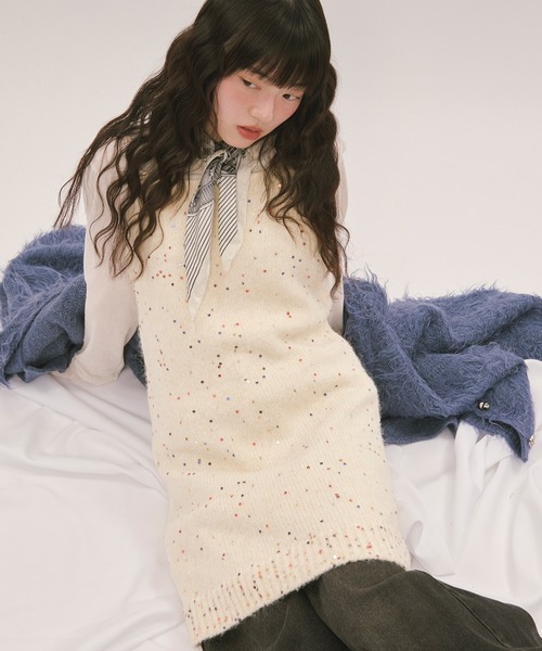 loin nuit(ロワンニュイ)の「spangle knit set up / スパンコールニットセットアップ(セットアップ・レディース・アイボリー/ブラック/グレー/ブルー・FREE)」の11枚目の写真