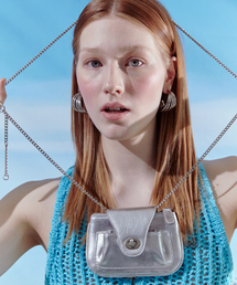 APOA.（アポア）の「Pao Micro Wallet Bag_Silver（メッセンジャーバッグ）」