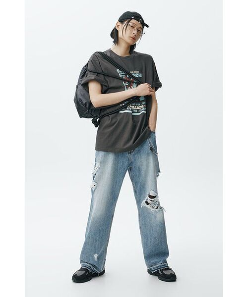 CACTUSDONUTMARKET(カクタスドーナツマーケット)の「Black Punch T-Shirt - Charcoal(Tシャツ/カットソー・メンズ・その他・MEDIUM/LARGE)」の8枚目の写真