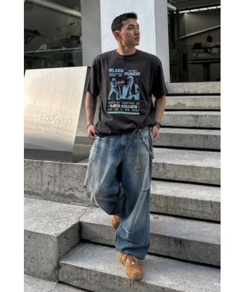 CACTUSDONUTMARKET(カクタスドーナツマーケット)の「Black Punch T-Shirt - Charcoal(Tシャツ/カットソー・メンズ・その他・MEDIUM/LARGE)」の4枚目の写真