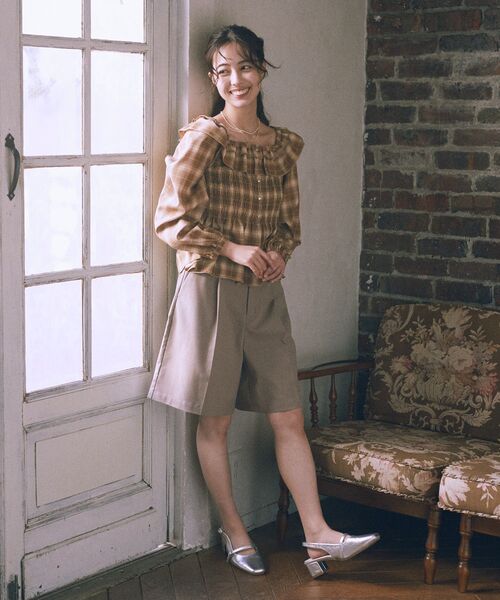 earth music&ecology(アースミュージックアンドエコロジー)の「【2026SS】チェックシャーリングブラウス(シャツ/ブラウス・レディース・グレー/ブラック/キャメル・FREE)」の8枚目の写真