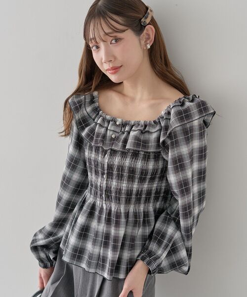 earth music&ecology(アースミュージックアンドエコロジー)の「【2026SS】チェックシャーリングブラウス(シャツ/ブラウス・レディース・グレー/ブラック/キャメル・FREE)」の16枚目の写真