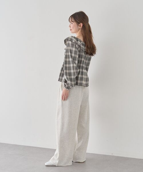 earth music&ecology(アースミュージックアンドエコロジー)の「【2026SS】チェックシャーリングブラウス(シャツ/ブラウス・レディース・グレー/ブラック/キャメル・FREE)」の9枚目の写真