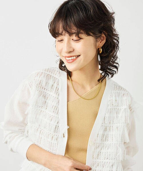 NOLLEY’S（ノーリーズ）の「《手洗い可能》チュールフリンジVネックカーディガン（カーディガン/ボレロ・レディース・ブラック/ホワイト/ベージュ・38）」の2枚目の写真