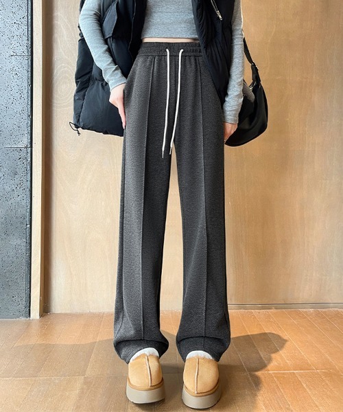 ReRe(リリ)の「裏起毛ルーズストレートパンツ(スウェットパンツ・レディース・オートミール/ダークグレー/ベージュ/ダークブラウン/ライトグレー/チャコールグレー・MEDIUM)」の4枚目の写真