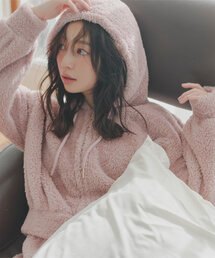 ルームウェア/パジャマ パーカー」に該当するルームウェア（ピンク