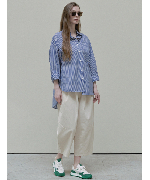 AVANT-G(アバン)の「Unbalance Stripe overfit shirt - blue(シャツ/ブラウス・レディース・その他・FREE)」の5枚目の写真
