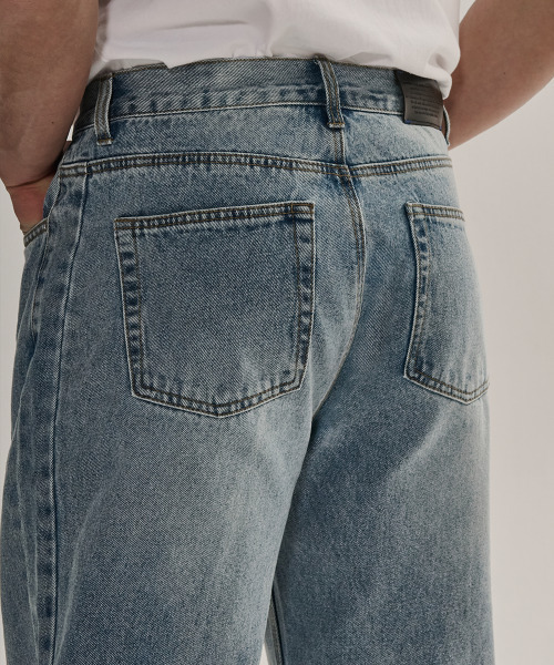 NINEZ(ナインゼット)の「ラインストレートデニムパンツ25DP01(デニムパンツ・メンズ・その他・M/XL/2XL)」の3枚目の写真
