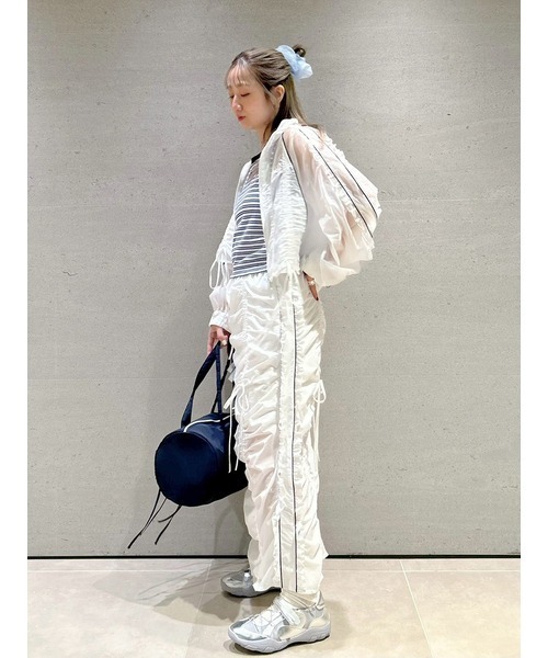 FURFUR（ファーファー）の「シアーフリルブルゾン（ブルゾン・レディース・オフホワイト/ブラック/ピンク・F）」の12枚目の写真