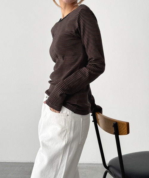 CANAL JEAN（キャナルジーン）の「Miller　背あきカップ付きロンT（Tシャツ/カットソー・レディース・アイボリー/ブラック/ブラウン系その他・ONE SIZE）」の5枚目の写真