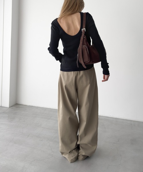 CANAL JEAN（キャナルジーン）の「Miller　背あきカップ付きロンT（Tシャツ/カットソー・レディース・アイボリー/ブラック/ブラウン系その他・ONE SIZE）」の11枚目の写真