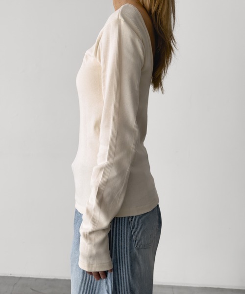 CANAL JEAN（キャナルジーン）の「Miller　背あきカップ付きロンT（Tシャツ/カットソー・レディース・アイボリー/ブラック/ブラウン系その他・ONE SIZE）」の13枚目の写真