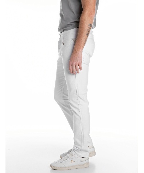 REPLAY（リプレイ）の「スリムフィットANBASS ホワイトストレッチデニム（デニムパンツ・メンズ・ホワイト・W36xL32/W34xL32/W32xL32/W31xL32/W30xL32/W29xL32/W28xL32/W33xL32）」の4枚目の写真