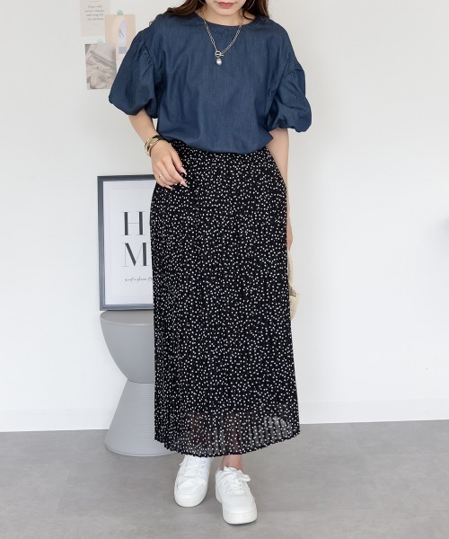 aity（アイティ）の「M-5L パフスリーブ デニム半袖シャツ（Tシャツ/カットソー・レディース・ワンウォッシュ/ネイビー・M～Ｌ/LL～3L/4L～5L）」の6枚目の写真