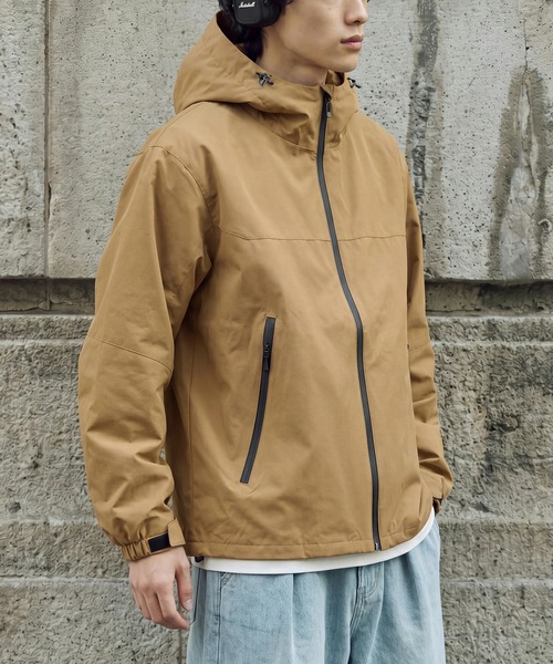MAGASIN DE MODE Brew(マガジンデモードブリュー)の「【MAGASIN DE MODE Brew】Water Proof マウンテンパーカー 防水/撥水/レインコート KNF-YI ※(マウンテンパーカー・メンズ・ベージュ/ブラック・L/XL/M)」の7枚目の写真