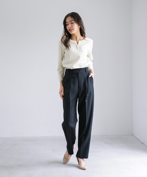 White Collection(ホワイトコレクション)の「【 美脚が叶う 】 ライトモククロス・センタープレスワイドストレートパンツ(その他パンツ・レディース・グレイッシュベージュ/グレー/ネイビー・L/M/S)」の22枚目の写真