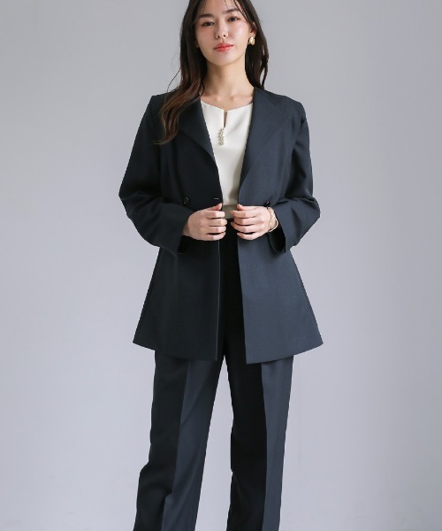 White Collection(ホワイトコレクション)の「【 美脚が叶う 】 ライトモククロス・センタープレスワイドストレートパンツ(その他パンツ・レディース・グレイッシュベージュ/グレー/ネイビー・L/M/S)」の12枚目の写真