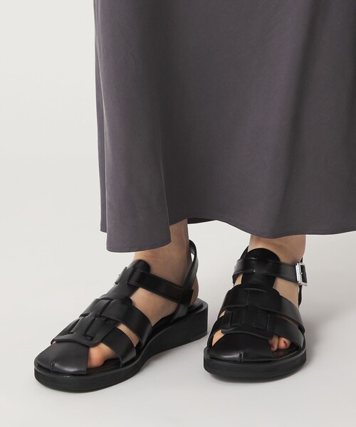 ODETTE E ODILE（オデットエオディール）の「ニュークラシックフィッシャーマン サンダル30↑（サンダル・レディース・オフホワイト/ブラック・24.5cm/24cm/23.5cm/23cm/22.5cm/25cm/22cm）」の3枚目の写真