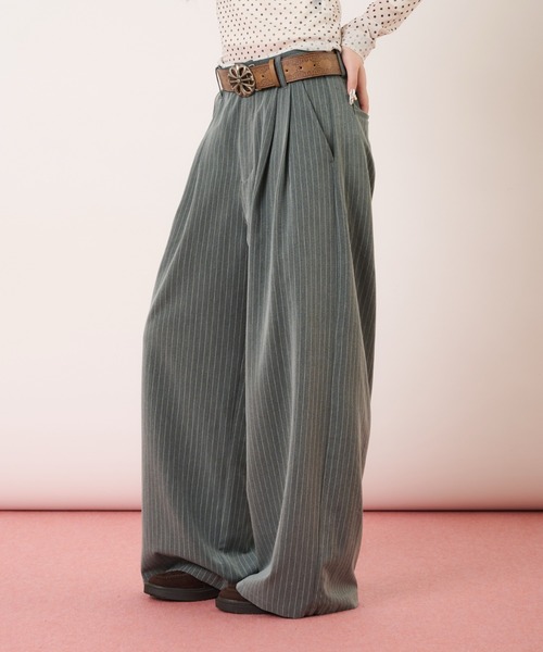 hazyl(ヘイジル)の「2 tuck straight wide slacks / ツータックストレートワイドスラックス(その他パンツ・レディース・グレー系その他/ベージュ・MEDIUM/SMALL)」の12枚目の写真